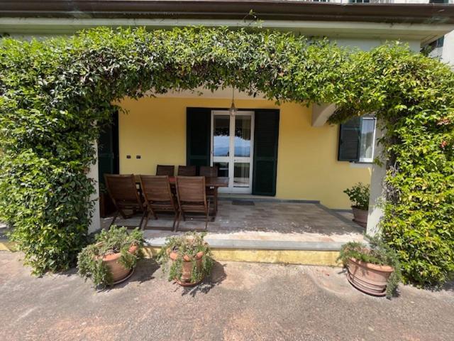 Gli Ulivi Di Montalbano Villa Специя Екстериор снимка